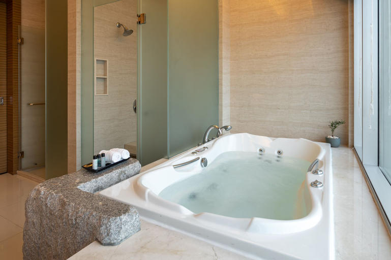 Bathroom 5