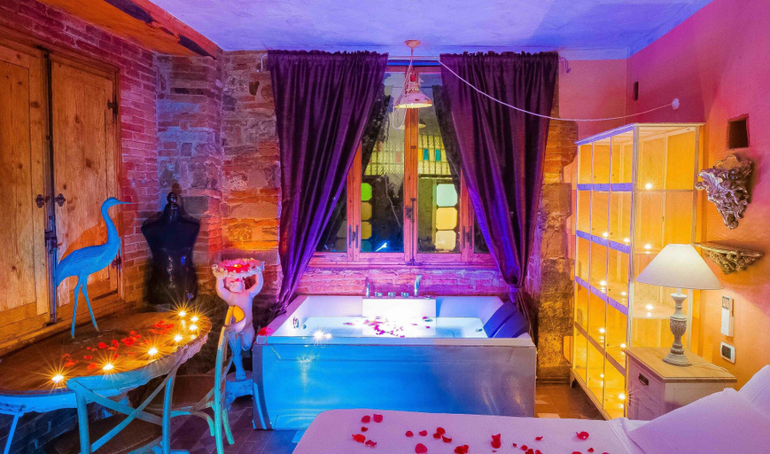 Bedroom 2, Castello di Montalbano, Florence