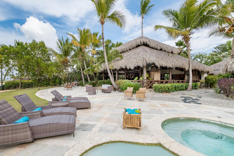 Sport & Beauty, Cap Cana Villa for Rent Luxury Villa With Access to Eden Roc Beach, Salvaleon de Higuey