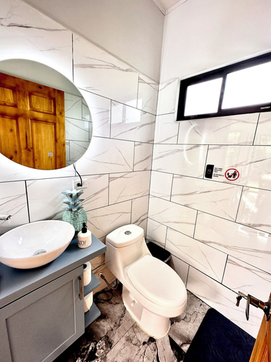 Bathroom 3, La Fortuna, San Ramón