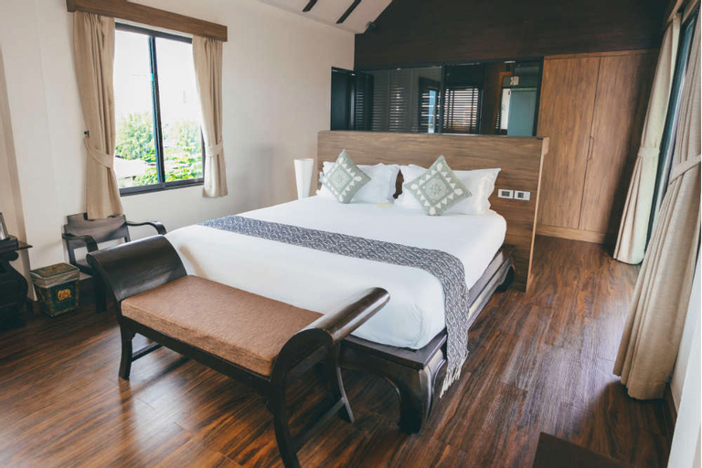 Bedroom 8