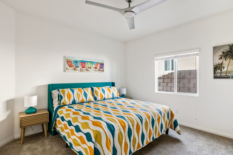 Bedroom 5, Desert Horizon, Riverside