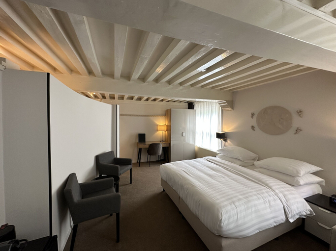Bedroom 4, Hotel Grand Canal, Delft