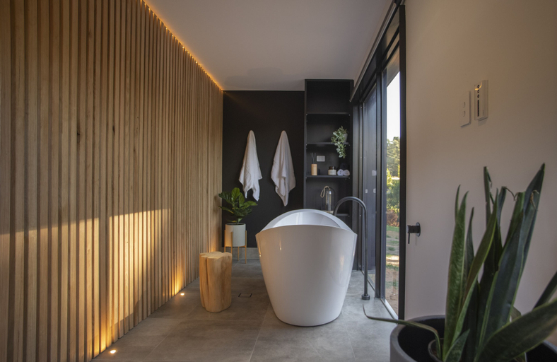 Others 4, Pavilions at Lenswood, Adelaide