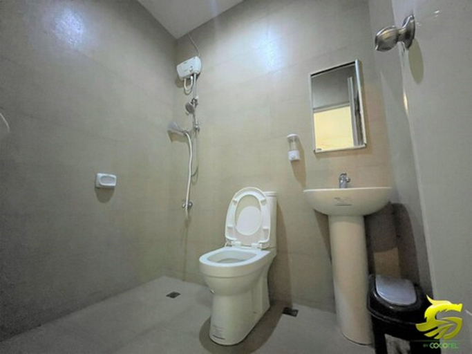 Bathroom, 8 Dragons Private Resort and Events Place by Cocotel, Silang