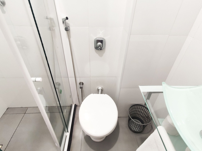Bathroom 3, Ocean View Copacabana Best Spot, Rio de Janeiro