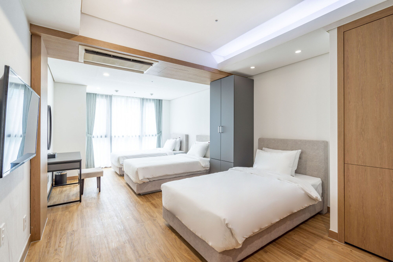 Bedroom 3, Centum Converntion Hotel, Haeundae