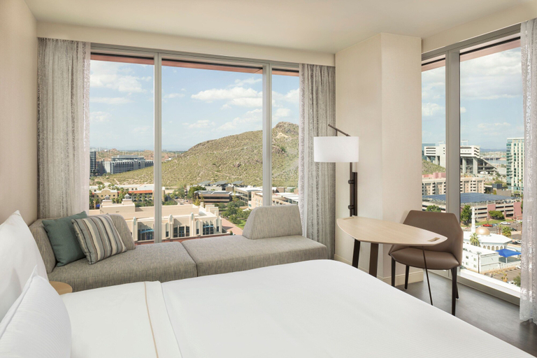Bedroom 4, The Westin Tempe, Maricopa