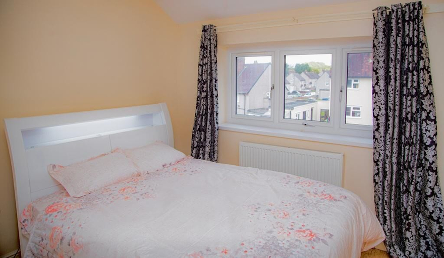 Bedroom 2, White House, Sandwell
