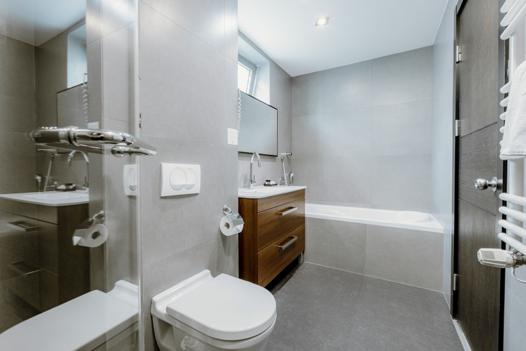 Bathroom 5, Bliss Residence and Spa, Budapesti