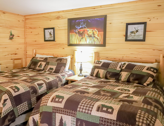 Bedroom 3, Nicky's Resort, Larimer