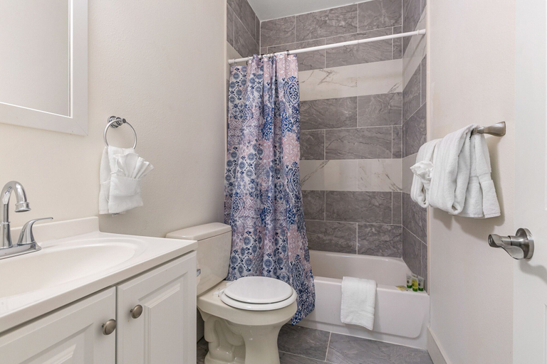 Bathroom 3, Stunning Condos Near French Quarter, Orleans