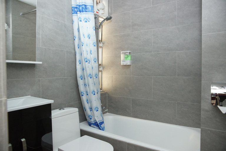 Bathroom 5, ALOHAS Hostel, Kowloon