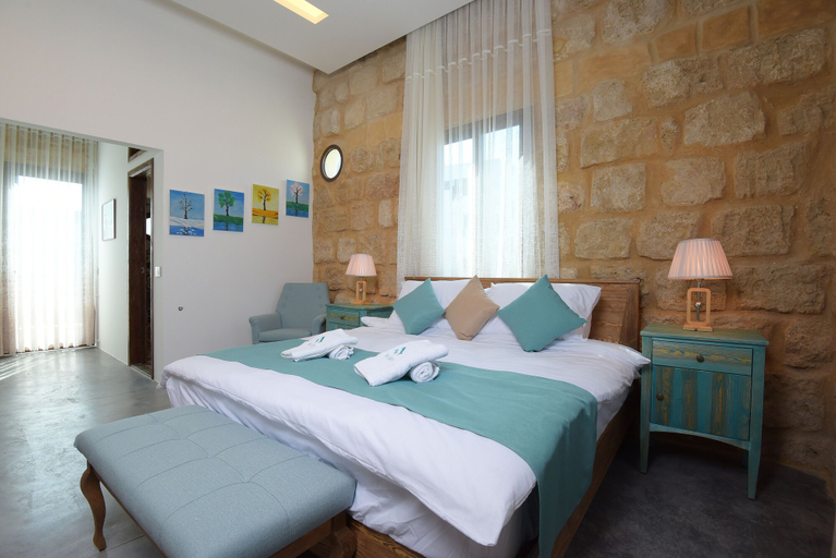 Bedroom 2, Beit Laure, Koura