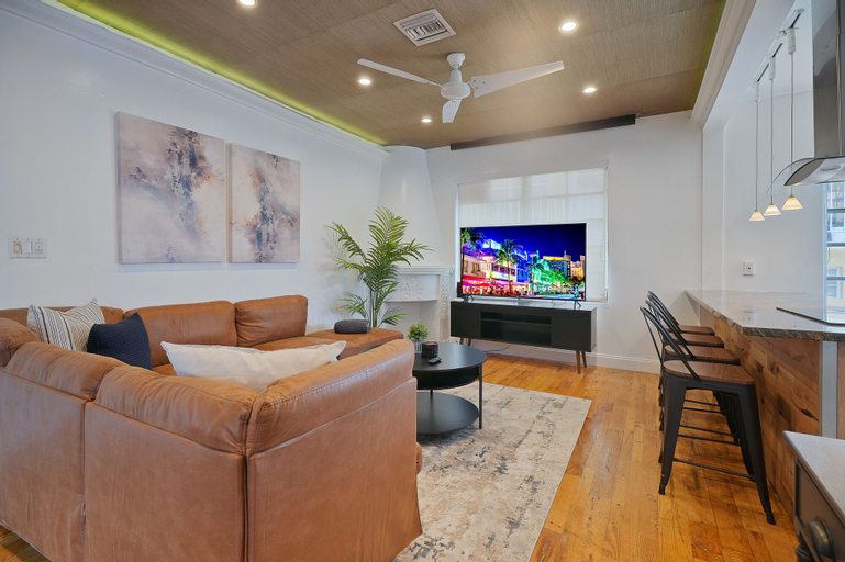 Others 1, Wonderful South Beach Condo For 8 People, Miami-Dade