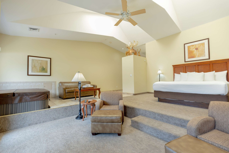 Bedroom 32