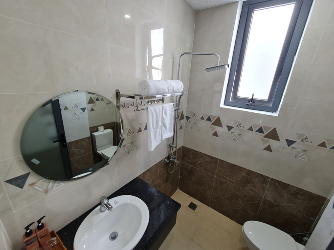 Bathroom 3, Seaside Hotel, Rạch Giá