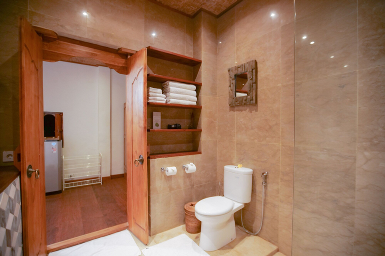Bathroom 4