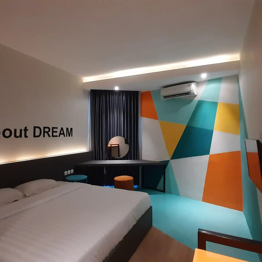 Bedroom 27
