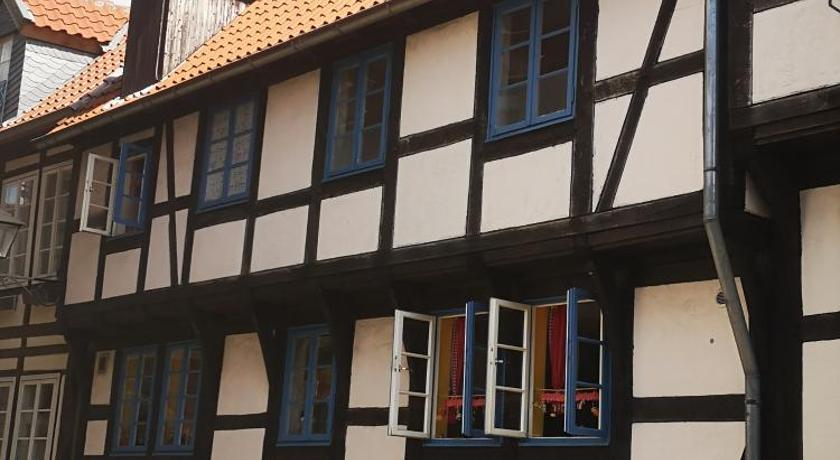 Ferienhaus "Sofia" Anno 1650 im Herzen von Detmold-Altstadt, Historische Stadtmauer, Old lane Detmol, Lippe