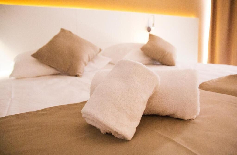 Bedroom 4, Planet Hotels Blue Adults Only +16, Baleares