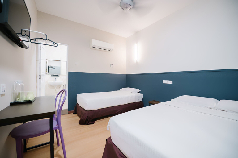 Bedroom 14