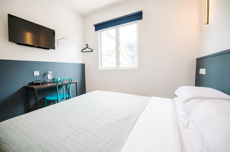 Bedroom 13
