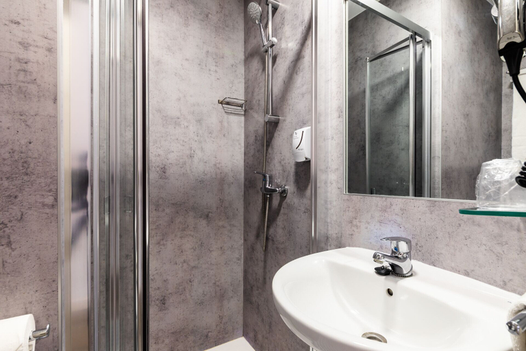 Bathroom 5, Sweet Hotel Continental, Valencia