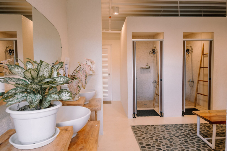 Bathroom 4, Happiness Hostel Siargao, General Luna
