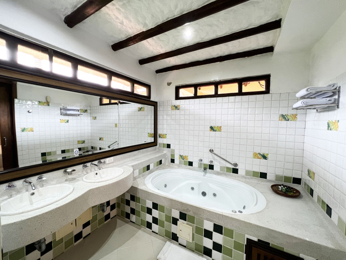 Bathroom 4, Tequendama Hotel Campestre Villavicencio, Restrepo
