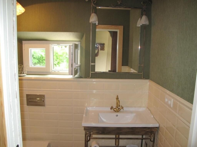 Bathroom 5, Hotel Villa Itsaso, Vizcaya