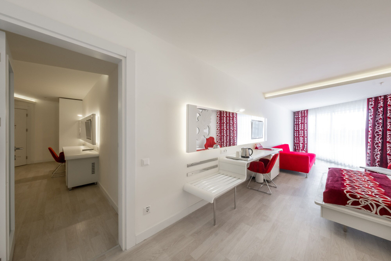 Bedroom 4, Laguna Beach Alya Resort & SPA - All Inclusive, Manavgat