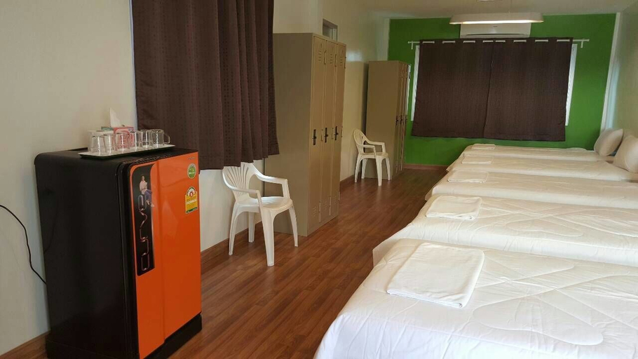 Bedroom 4, Varinda Hostel, Khlong Toey