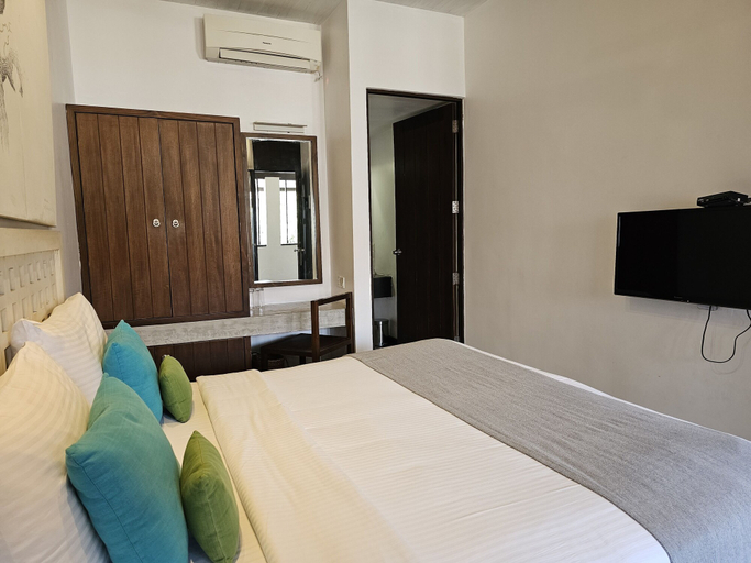 Bedroom 3, Blue Breeze, Negombo