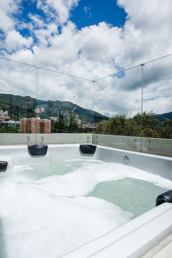 Sport & Beauty 2, Hemma Bogotá Country Luxury Suites Hotel, Santafé de Bogotá