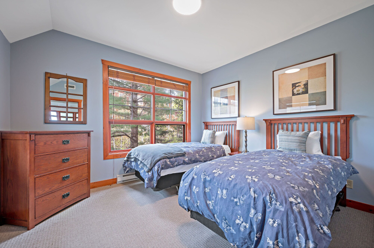 Bedroom 2, Tremblant-Les-Eaux - RVMT, Les Laurentides