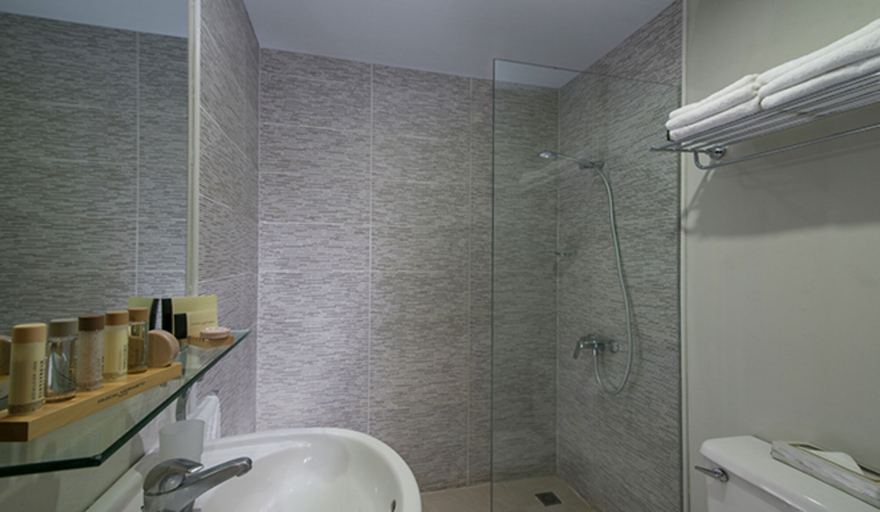 Bathroom 5, Hodelpa Caribe Colonial, Distrito Nacional