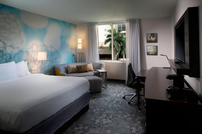 Bedroom 3, Courtyard by Marriott Miami Dadeland, Miami-Dade