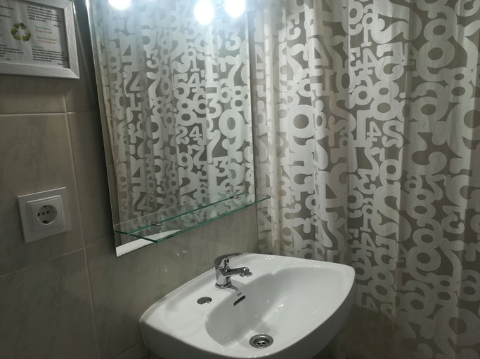 Bathroom 4, Hostal Albero by gaiarooms, Salamanca