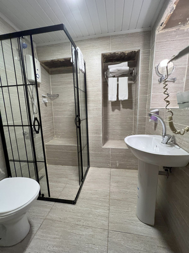 Bathroom 5, Gaziantep Kurtulus Konagi, Şehitkamil