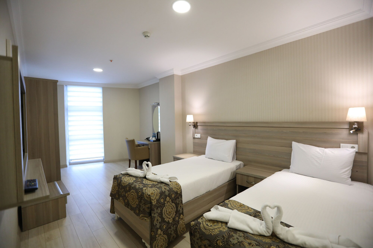 Bedroom 4, World Point Hotel, Bakırköy