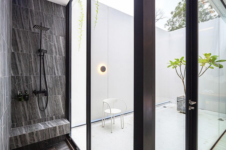 Bathroom 5, Innlux Phuket, Phuket Island