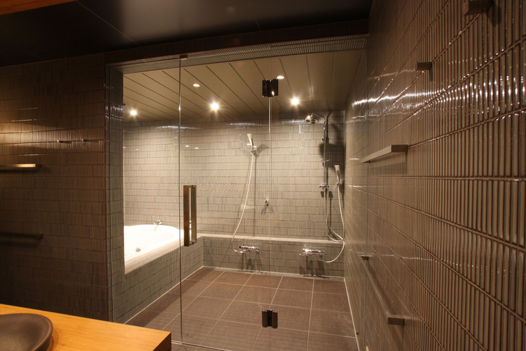 Bathroom 3, Ishibekoji Ryugin, Kyoto
