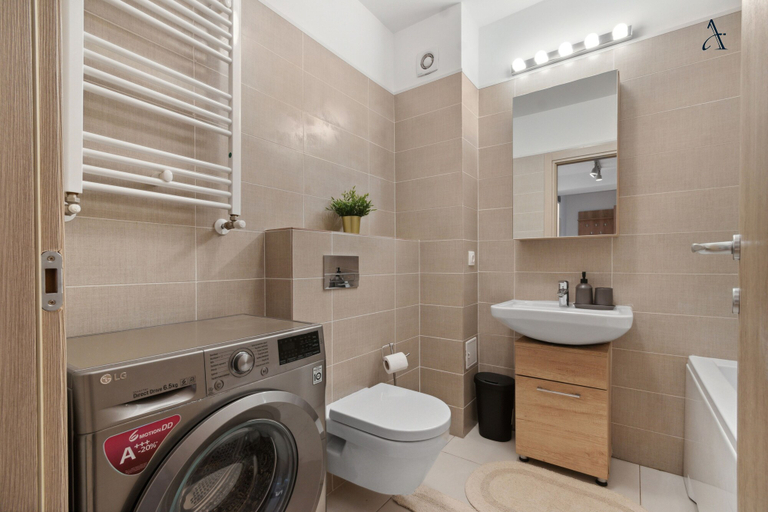 Bathroom 3, Maia Apartments, Municipiul Bucuresti