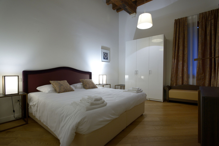 Bedroom 3, Residence La Fenice, Venezia