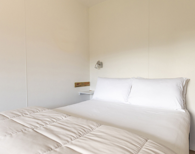 Bedroom 2, NRMA Port Campbell Holiday Park, Corangamite - South