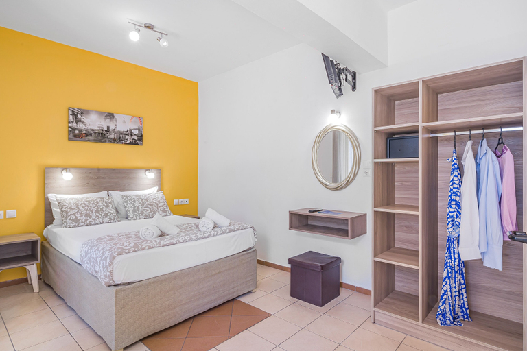 Bedroom 2, Happy Days Studios, Crete