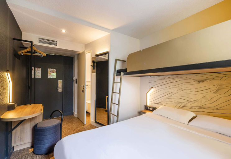 Bedroom 3, Premiere Classe Cholet, Maine-et-Loire