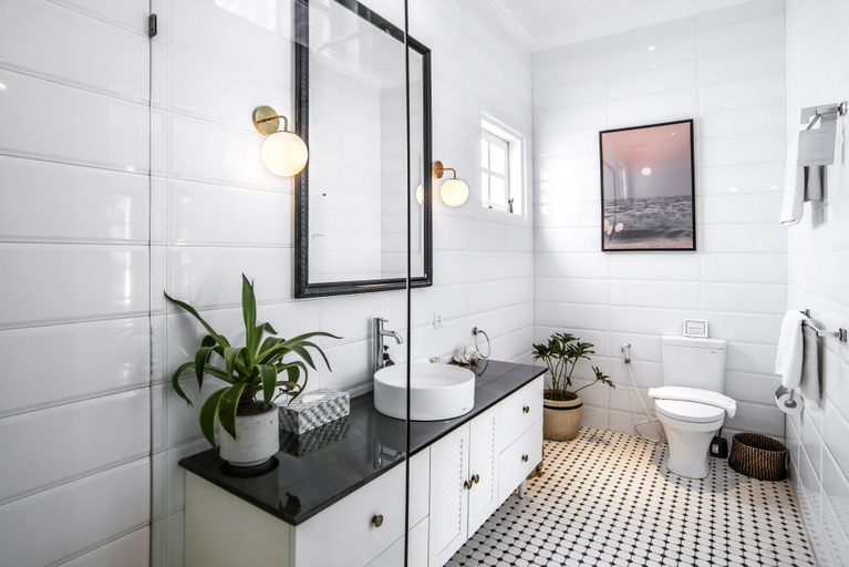 Bathroom 4, Beachhouse, Badung