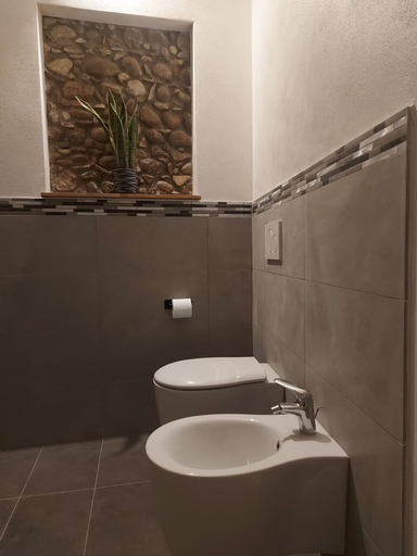 Bathroom 5, B&B Corte Colli Antichi, Verona